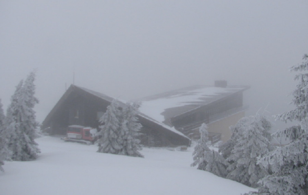 V Krkonoších napadlo až 20 cm sněhu, lavinové nebezpečí stouplo na 2. stupeň