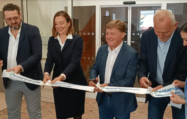 FOTO: Nemocnice slavnostně otevřela nová rehabilitační oddělení