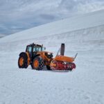 Prorážení cesty na Luční boudu