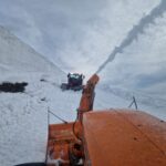 Prorážení cesty na Luční boudu