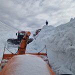 Prorážení cesty na Luční boudu