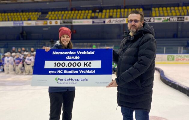 Nemocnice Vrchlabí finančně podpořila místní mládežnický hokej