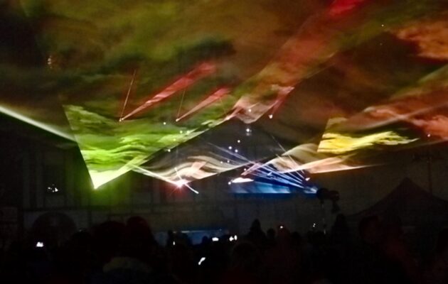 Laser show na vrchlabském náměstí