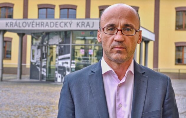 STAN půjde do krajských voleb s TOP 09 a HDK. Lídrem bude Rudolf Cogan