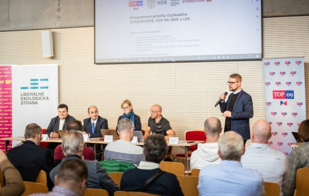 Koalice STAN, TOP 09, HDK a LES představila kandidátku do krajských voleb