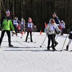 Sportování dětí na biatlonové střelnici