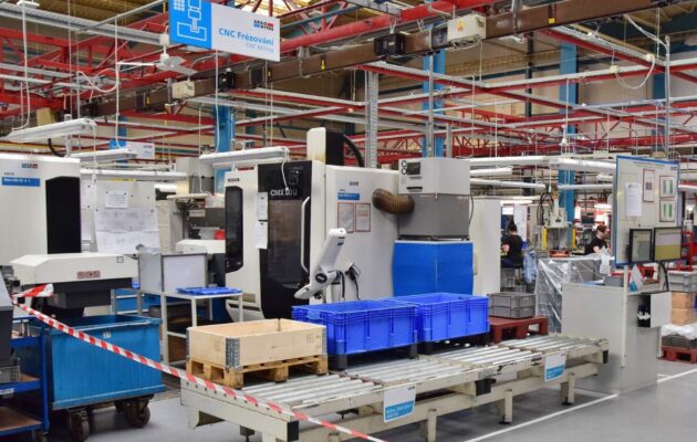 Průmyslové podniky v našem kraji zvýšily tržby o 9 procent a nabíraly lidi