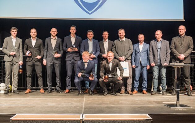 Na galavečeru v Uffu byl fotbalistou sezony vyhlášen brankář Vacho