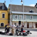 Grooves zahráli kolemjdoucím