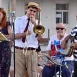 Grooves zahráli kolemjdoucím