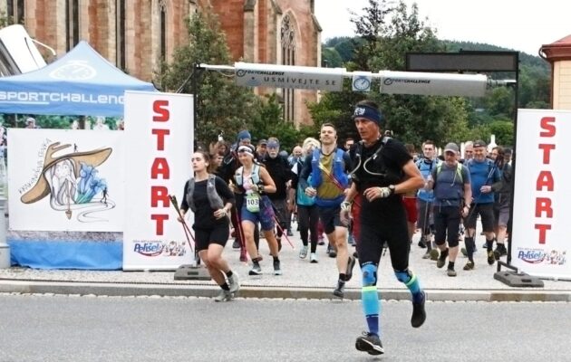 FOTO: Tradiční pochod. Krakonošova stovka si připsala již svůj 58. ročník