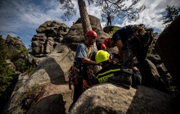 Výcvik hasičů v přírodních terénech
