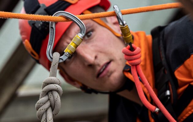 Hasiči - lezci měli náročný výcvik v průmyslových a přírodních terénech