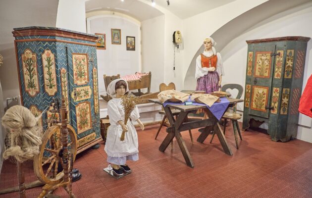 Rok na podkrkonošské vsi, výstava němých svědků dávno zmizelého času