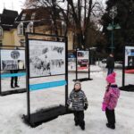 Výstava olympijských fotografií na náměstí