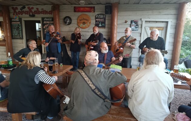 FOTO: Bar KopaKabána hostil jeden z letošních posledních country podvečerů