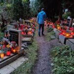 Svátek zesnulých na vrchlabském hřbitově