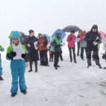 Zpívání koled u kapličky