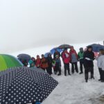 Zpívání koled u kapličky