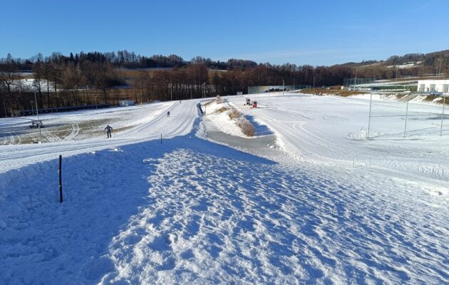 Okruh ve Vejsplachách oblevě odolal, upravená stopa je stále k dispozici