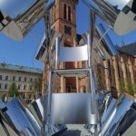 Vodní elektrárna před vrchlabským kostelem