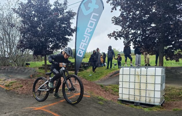 FOTO: Malí i velcí rideři změřili svoje síly na pump tracku i v dualu