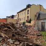 Demolice objektů za Labutí