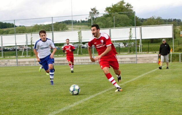 Vrchlabští fotbalisté si to rozdali s hokejisty z HC Vrchlabí