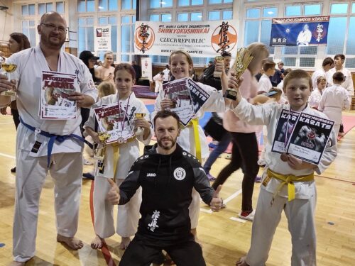 FOTO: Okami Team slaví 8. narozeniny. Roste a bojuje