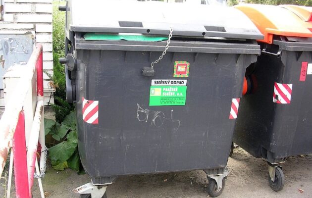 Nejméně směsného odpadu v kraji z měst produkuje Červený Kostelec
