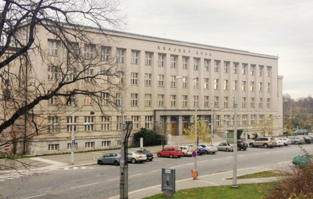 Žalobkyně navrhla za loňský pokus o vraždu ve Vrchlabí 12 let vězení