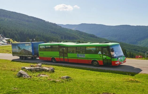 V Krkonoších se rozjedou cyklobusy, v provozu budou do konce září