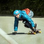 Závody na longboardech na Benecku
