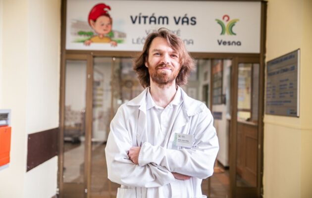 Peter Olšák: Elektroakupunkturou jsem si našel svůj vlastní způsob léčby