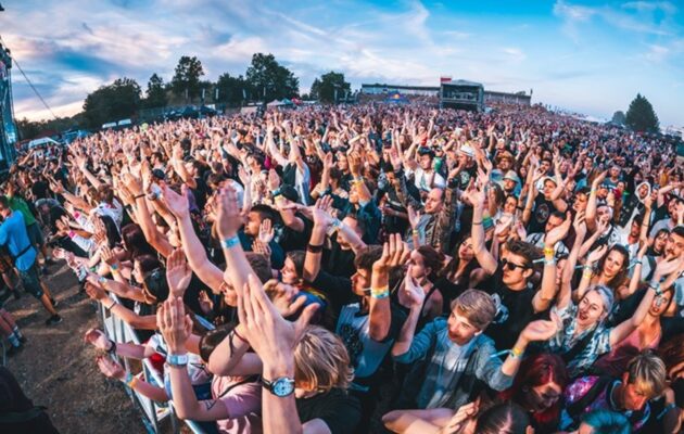 Dnes začíná jeden z největších českých festivalů Rock for People