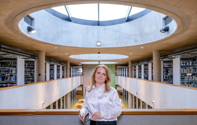 Ředitelka Studijní a vědecké knihovny Daniela Ridlová: Čtení je pro mě relax