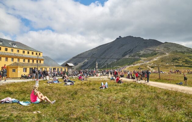 Krkonoše včetně národního parku loni zaznamenaly rekordní návštěvnost