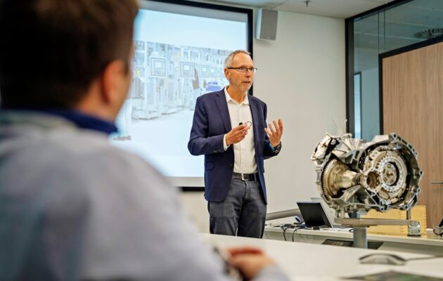 Klíčová je pro nás oblast vzdělávání, říká šéf vrchlabské Škodovky Ivan Slimák