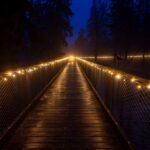 Osvětlená Stezka korunami stromů