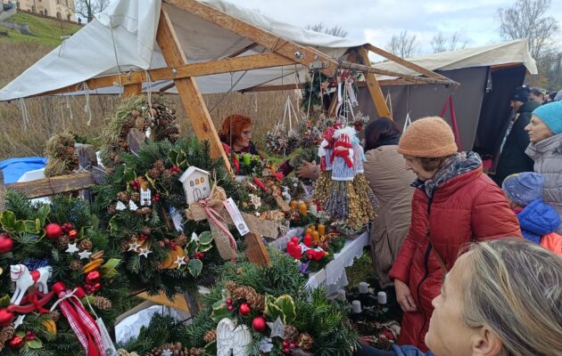 FOTO: Hospitál Kuks ožil tradičními listopadovými Vánočními trhy