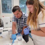 Návštěva v laboratoři vrchlabské nemocnice