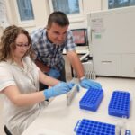 Návštěva v laboratoři vrchlabské nemocnice