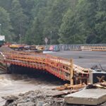 FOTO: Na Vrchlabí a okolní obce útočí rozvodněné Labe živené trvalým deštěm