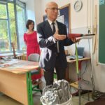 FOTO: Poprvé ve škole. Prvňákům přišel popřát mnoho zdaru i starosta