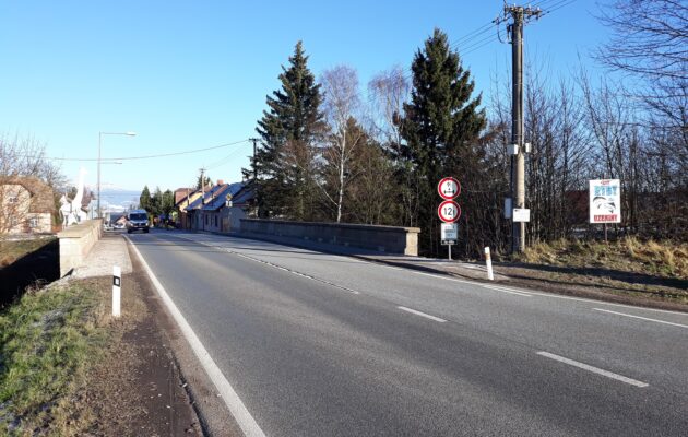 Dopravní omezení. Na mostě na Horkách u Staré Paky dojde k částečné uzavírce