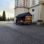 FOTO: Před zámkem je k vidění Fialův mechanický betlém