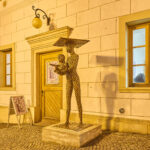 Třiatřicet umělců vytvořilo po svém ikonickou Madonu