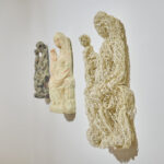 Třiatřicet umělců vytvořilo po svém ikonickou Madonu