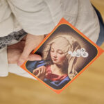 Třiatřicet umělců vytvořilo po svém ikonickou Madonu