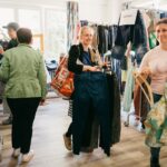 Vrchlabský swap, výměna oblečení